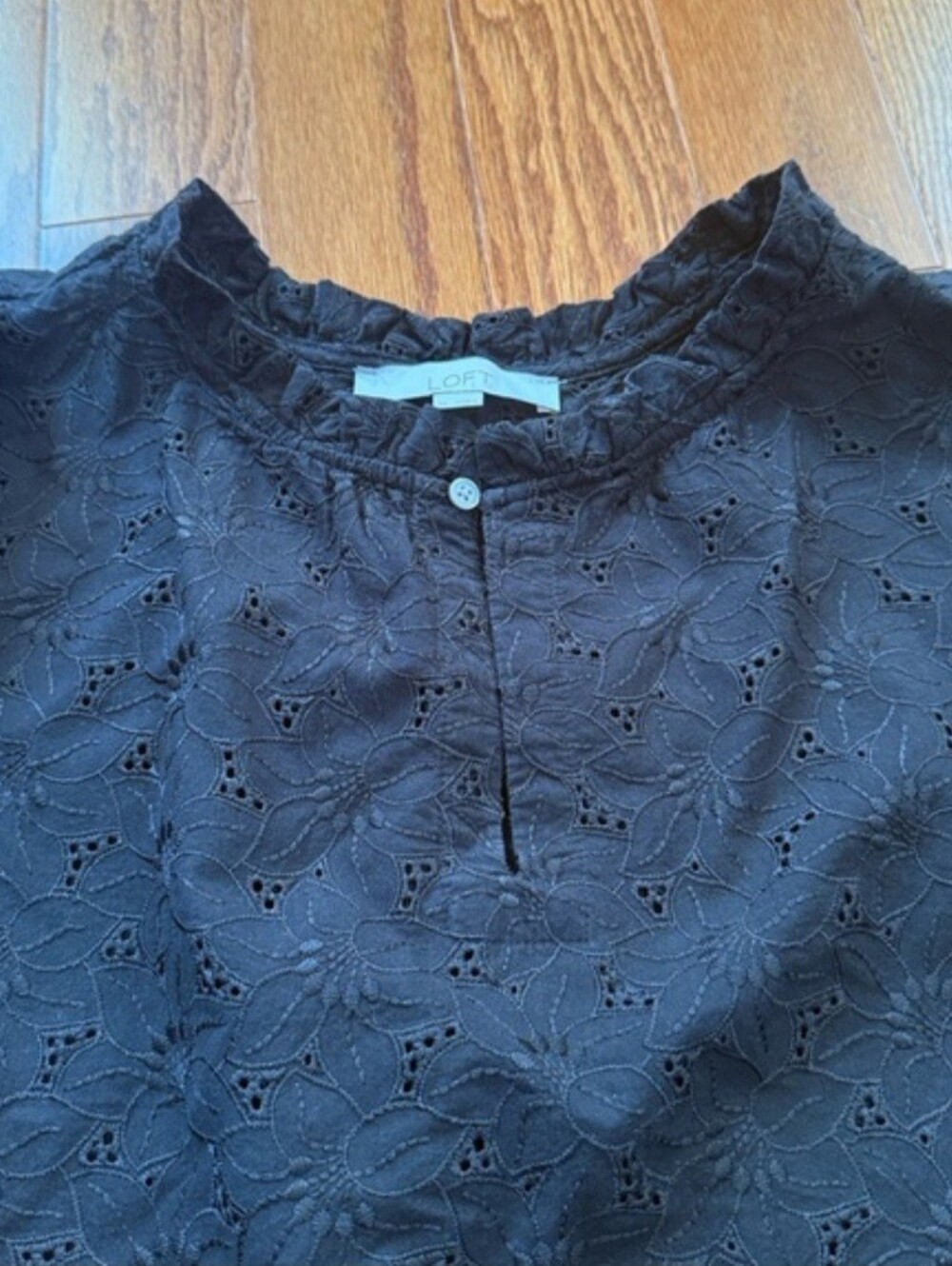 LOFT Eyelet Ruffle Sleeve Top - Picture 4 of 5
